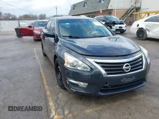 2015 Nissan Altima S z VIN 1N4AL3AP8FN376925, wystawiony jako IAAI lot #41888526 z przebiegiem 114 353 mil mil oraz . Historia ofert i sprzedaży dostępna na DreamBid. Obrazek 1.
