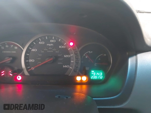 2004 Honda Pilot LX z VIN 2HKYF18154H587485, wystawiony jako IAAI lot #42407918 z przebiegiem 239 172 mil mil oraz . Historia ofert i sprzedaży dostępna na DreamBid. Obrazek 7.