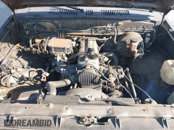1992 Mazda B-Series Truck with VIN JM2UF3136N0270881, listed as a IAAI auction lot 41814384 with 202,785 mi miles and . Bid and sale history available at DreamBid. Image 10.