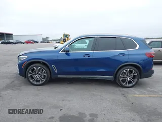 2021 BMW X5 sDrive40i with VIN 5UXCR4C0XM9G16295, listed as a IAAI auction lot 41534953 with 28,722 mi miles. Bid and sale history available at carsss.com. Image 14.