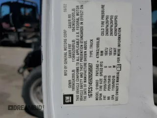 2002 GMC Sonoma SL z VIN 1GTCS145928258587, wystawiony jako Copart lot #56032085 z przebiegiem Nie podano mil oraz Tytuł czysty. Historia ofert i sprzedaży dostępna na DreamBid. Obrazek 13.