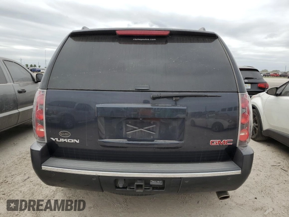 2013 GMC Yukon Denali with VIN 1GKS1EEF3DR219654, listed as a Copart auction lot 76205764 with 0 mi miles and Salvage Title. Bid and sale history available at carsss.com. Image 6.