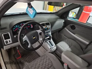 2007 Chevrolet Equinox LS with VIN 2CNDL23F176109441, listed as a IAAI auction lot 42120629 with 165,799 mi miles. Bid and sale history available at carsss.com. Image 1.