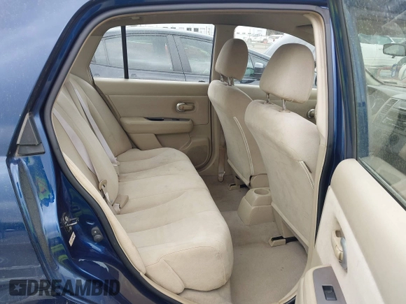 2007 Nissan Versa 1.8 SL with VIN 3N1BC11E67L420474, listed as a IAAI auction lot 41887735 with 199,094 mi miles. Bid and sale history available at carsss.com. Image 8.