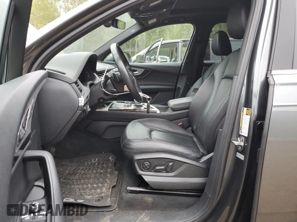 2018 Audi Q7 z VIN WA1MAAF71JD049558, wystawiony jako Copart lot #69534294 z przebiegiem 42 570 mil mil oraz Szkoda całkowita • Salvage title. Historia ofert i sprzedaży dostępna na DreamBid. Obrazek 7.