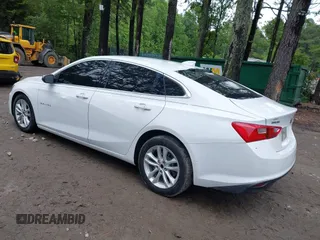 2018 Chevrolet Malibu LT z VIN 1G1ZD5ST6JF175618, wystawiony jako IAAI lot #42257182 z przebiegiem 126 033 mil mil oraz . Historia ofert i sprzedaży dostępna na DreamBid. Obrazek 3.
