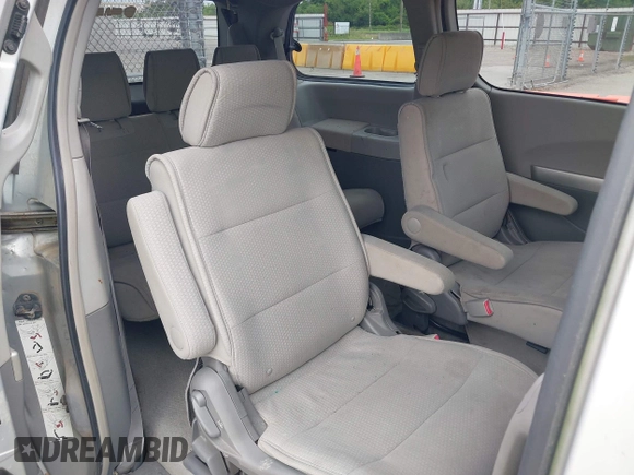 2008 Nissan Quest S z VIN 5N1BV28U48N121749, wystawiony jako IAAI lot #42209816 z przebiegiem 173 970 mil mil oraz . Historia ofert i sprzedaży dostępna na DreamBid. Obrazek 8.