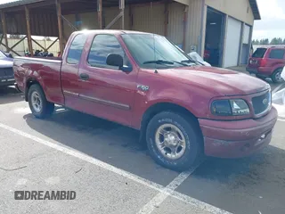 2004 Ford F-150 Heritage XL with VIN 2FTRX17224CA03030, listed as a IAAI auction lot 41624066 with 224,689 mi miles. Bid and sale history available at carsss.com. Image 1.