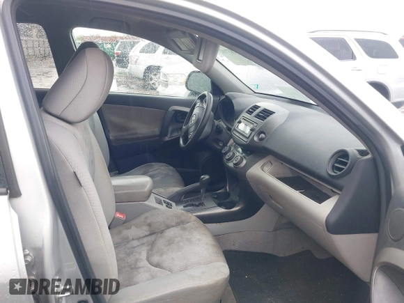 2012 Toyota RAV4 с VIN 2T3BF4DV7CW214908, выставлен на аукционе IAAI как лот 42837102 с пробегом Не указан миль и . История ставок и продаж доступна на DreamBid. Изображение 5.