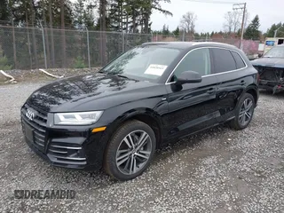 2020 Audi Q5 S line Prestige with VIN WA1F2AFY0L2045966, listed as a IAAI auction lot 41820515 with 60,550 mi miles. Bid and sale history available at carsss.com. Image 2.