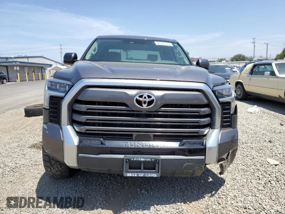 2022 Toyota Tundra Limited with VIN 5TFJA5DB8NX013040, listed as a Copart auction lot 56982095 with 42,015 mi miles and Salvage title. Bid and sale history available at DreamBid. Image 5.