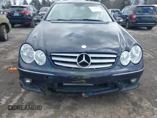 2009 Mercedes-Benz CLK 350 z VIN WDBTJ56HX9F267109, wystawiony jako IAAI lot #41799170 z przebiegiem 111 892 mil mil oraz . Historia ofert i sprzedaży dostępna na DreamBid. Obrazek 6.