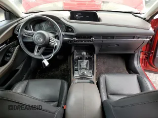 2021 Mazda CX-30 Premium with VIN 3MVDMBDL2MM314904, listed as a Copart auction lot 57061385 with 27,420 mi miles and Clean title. Bid and sale history available at DreamBid. Image 8.