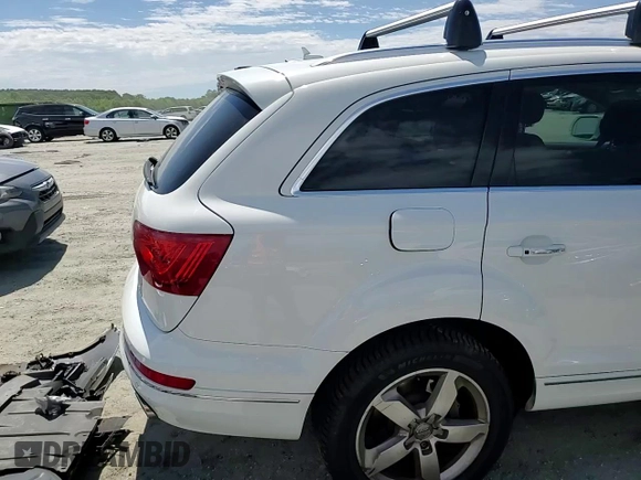 2014 Audi Q7 Premium Plus with VIN WA1LMAFE6ED012514, listed as a Copart auction lot 57918725 with 135,645 mi miles and Salvage title. Bid and sale history available at DreamBid. Image 15.