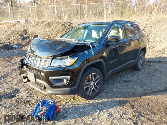 2017 Jeep Compass Latitude z VIN 3C4NJDBB3HT660959, wystawiony jako IAAI lot #41118574 z przebiegiem 114 643 mil mil oraz . Historia ofert i sprzedaży dostępna na DreamBid. Obrazek 16.