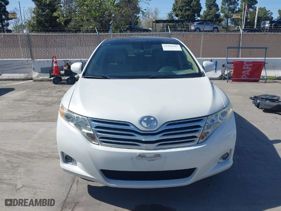 2010 Toyota Venza with VIN 4T3BK3BB0AU034844, listed as a IAAI auction lot 41966143 with 235,898 mi miles. Bid and sale history available at carsss.com. Image 12.