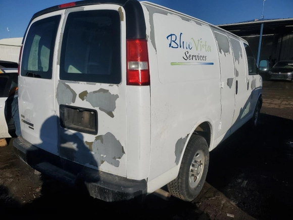 2012 Chevrolet Express Cargo Van with VIN 1GCWGFCA1C1127139, listed as a Copart auction lot 43092525 with 171,545 mi miles and Clean Title. Bid and sale history available at carsss.com. Image 3.