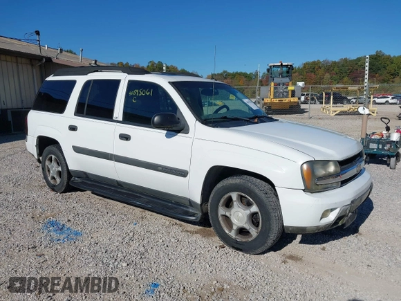 2004 Chevrolet TrailBlazer EXT LT with VIN 1GNET16S246147331, listed as a IAAI auction lot 40595061 with 223,984 mi miles. Bid and sale history available at carsss.com. Image 1.