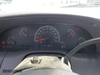 1999 Ford F-150 Work Series with VIN 1FTZF1726XNB58407, listed as a IAAI auction lot 41753826 with 180,172 mi miles. Bid and sale history available at carsss.com. Image 7.