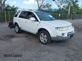 2005 Saturn VUE with VIN 5GZCZ53475S811187, listed as a IAAI auction lot 41783924 with 109,825 mi miles. Bid and sale history available at carsss.com. Image 1.