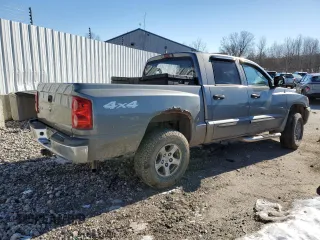 2006 Dodge Dakota SLT with VIN 1D7HW48K56S708147, listed as a Copart auction lot 88736805 with 235,292 mi miles and Clean Title. Bid and sale history available at carsss.com. Image 3.