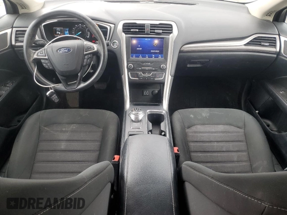 2020 Ford Fusion SE z VIN 3FA6P0T9XLR138977, wystawiony jako Copart lot #55260085 z przebiegiem 92 470 mil mil oraz Szkoda całkowita • Salvage title. Historia ofert i sprzedaży dostępna na DreamBid. Obrazek 8.