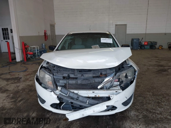 2010 Ford Fusion S with VIN 3FAHP0GA9AR180356, listed as a IAAI auction lot 41662335 with 171,048 mi miles. Bid and sale history available at carsss.com. Image 13.