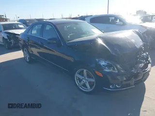 2010 Mercedes-Benz E-Class E 350 Luxury with VIN WDDHF8HB2AA144382, listed as a IAAI auction lot 40942440 with 198,887 mi miles. Bid and sale history available at carsss.com. Image 1.