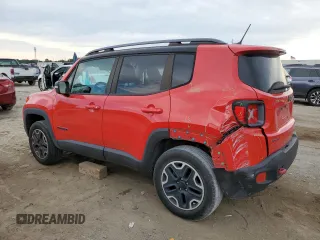 2015 Jeep Renegade Trailhawk z VIN ZACCJBCT4FPC44359, wystawiony jako Copart lot #59041645 z przebiegiem 141 318 mil mil oraz Nie do naprawy • Non repairable. Historia ofert i sprzedaży dostępna na DreamBid. Obrazek 2.