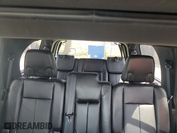 2017 Ford Expedition Limited z VIN 1FMJU1KT6HEA21919, wystawiony jako Copart lot #55009405 z przebiegiem 73 857 mil mil oraz Szkoda całkowita • Salvage title. Historia ofert i sprzedaży dostępna na DreamBid. Obrazek 10.