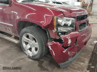 2009 Chevrolet Suburban LTZ with VIN 1GNFK36399J105044, listed as a IAAI auction lot 41628710 with 207,905 mi miles. Bid and sale history available at carsss.com. Image 18.