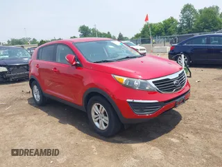2011 Kia Sportage LX z VIN KNDPB3A21B7015594, wystawiony jako IAAI lot #42481059 z przebiegiem 133 019 mil mil oraz . Historia ofert i sprzedaży dostępna na DreamBid. Obrazek 1.