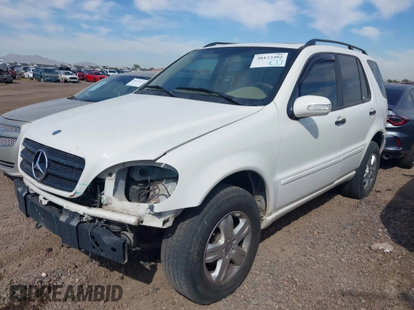 2004 Mercedes-Benz M 350 z VIN 4JGAB57E04A502211, wystawiony jako IAAI lot #39441932 z przebiegiem Nie podano mil oraz . Historia ofert i sprzedaży dostępna na DreamBid. Obrazek 2.