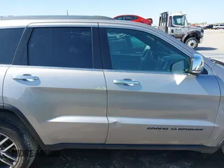 2018 Jeep Grand Cherokee Limited z VIN 1C4RJEBG5JC514356, wystawiony jako IAAI lot #41987271 z przebiegiem 110 521 mil mil oraz . Historia ofert i sprzedaży dostępna na DreamBid. Obrazek 14.
