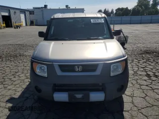 2004 Honda Element EX with VIN 5J6YH286X4L022022, listed as a Copart auction lot 53838365 with 288,203 mi miles and Clean title. Bid and sale history available at DreamBid. Image 5.