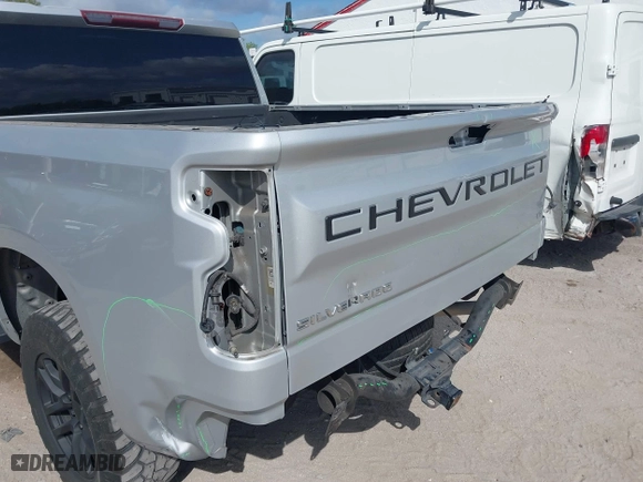 2019 Chevrolet Silverado 1500 LT with VIN 1GCPWCED1KZ103517, listed as a IAAI auction lot 41705060 with 120,715 mi miles. Bid and sale history available at carsss.com. Image 6.