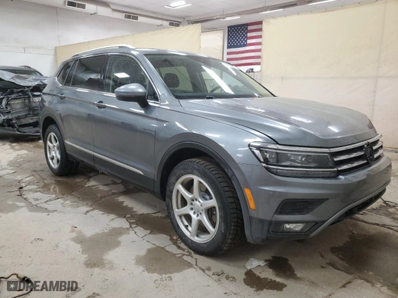 2018 Volkswagen Tiguan SEL Premium with VIN 3VV4B7AX9JM002703, listed as a Copart auction lot 88558945 with 133,817 mi miles and Clean Title. Bid and sale history available at carsss.com. Image 4.