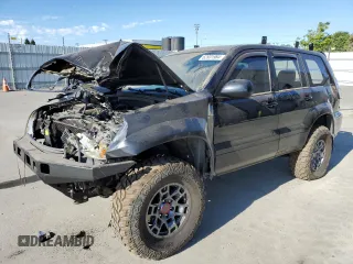 2005 Lexus GX 470 with VIN JTJBT20X650068722, listed as a Copart auction lot 62931984 with 247,819 mi miles and Salvage Title. Bid and sale history available at carsss.com. Image 1.