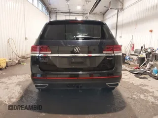 2021 Volkswagen Atlas SEL Premium z VIN 1V2TR2CAXMC577785, wystawiony jako IAAI lot #41613198 z przebiegiem 81 712 mil mil oraz . Historia ofert i sprzedaży dostępna na DreamBid. Obrazek 17.