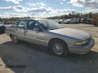 1992 Chevrolet Caprice z VIN 1G1BN53E5NW117035, wystawiony jako Copart lot #74152744 z przebiegiem 88 812 mil mil oraz Czysty tytuł • Clean title. Historia ofert i sprzedaży dostępna na DreamBid. Obrazek 4.