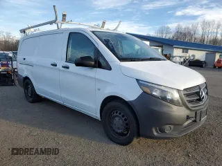 2017 Mercedes-Benz Metris Cargo with VIN WD3PG2EA0H3200520, listed as a Copart auction lot 89162535 with 189,678 mi miles and Clean Title. Bid and sale history available at carsss.com. Image 4.