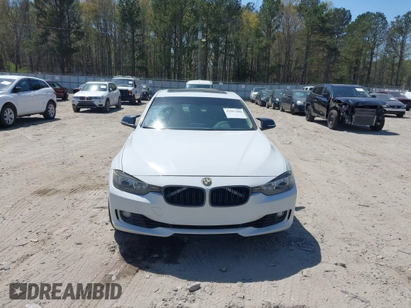 2014 BMW 3 Series 328i z VIN WBA3A5G52ENP33067, wystawiony jako IAAI lot #41907600 z przebiegiem 125 073 mil mil oraz . Historia ofert i sprzedaży dostępna na DreamBid. Obrazek 12.