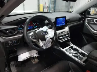 2023 Ford Explorer XLT с VIN 1FMSK8DH1PGB72486, выставлен на аукционе IAAI как лот 42349814 с пробегом 4 329 миль миль и . История ставок и продаж доступна на DreamBid. Изображение 18.