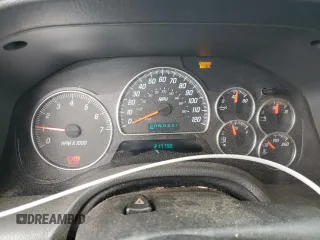 2004 GMC Envoy SLE with VIN 1GKDS13SX42234675, listed as a Copart auction lot 48780955 with 217,790 mi miles and Salvage Title. Bid and sale history available at carsss.com. Image 9.