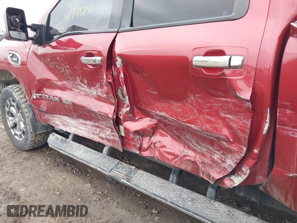 2017 Nissan Titan XD PRO-4X with VIN 1N6BA1F41HN570333, listed as a IAAI auction lot 41741250 with 62,948 mi miles. Bid and sale history available at carsss.com. Image 6.