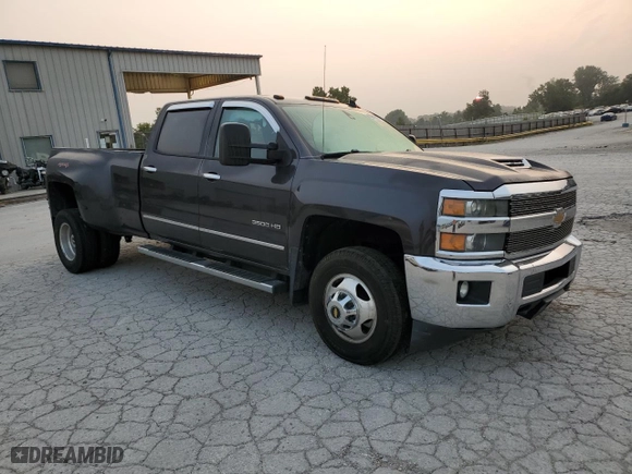 2015 Chevrolet Silverado 3500HD LTZ with VIN 1GC4K0E85FF172363, listed as a Copart auction lot 63818154 with 192,469 mi miles and Salvage Title. Bid and sale history available at carsss.com. Image 4.