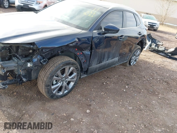 2023 Mazda CX-30 S Carbon Edition с VIN 3MVDMBCM2PM588506, выставлен на аукционе IAAI как лот 41728912 с пробегом 25 030 миль миль и . История ставок и продаж доступна на DreamBid. Изображение 6.