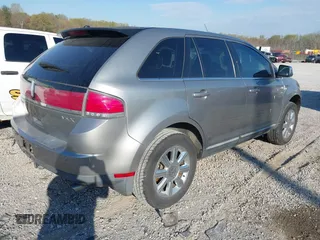 2008 Lincoln MKX with VIN 2LMDU68C98BJ12197, listed as a IAAI auction lot 41883988 with 147,142 mi miles. Bid and sale history available at carsss.com. Image 4.
