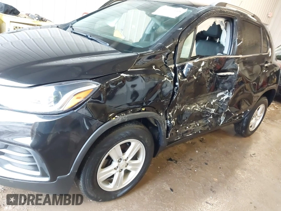 2020 Chevrolet Trax LT z VIN KL7CJPSB5LB059911, wystawiony jako IAAI lot #41660488 z przebiegiem 62 995 mil mil oraz . Historia ofert i sprzedaży dostępna na DreamBid. Obrazek 6.