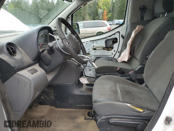 2015 Nissan NV200 SV with VIN 3N6CM0KN9FK708496, listed as a Copart auction lot 57135105 with 141,126 mi miles and Salvage title. Bid and sale history available at DreamBid. Image 7.